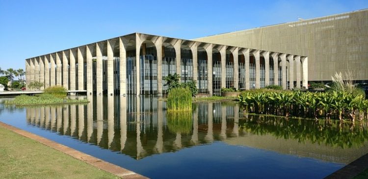 Itamarati Brasília estudar francês